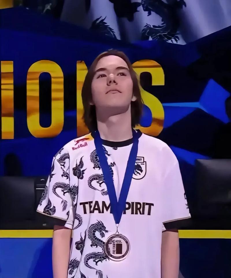 一线指挥火力值排行： Twistzz 86，Aleksib仅为6